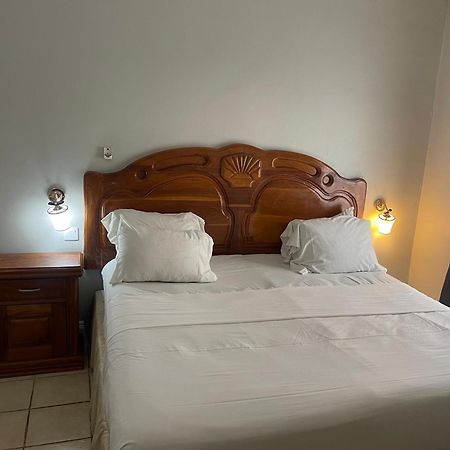 Summer Grove Villa Kololi Dış mekan fotoğraf